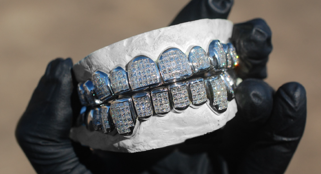 How to choose Diamond Grillz